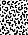 Abstract Black White Curvy Pattern Rug