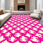 Vibrant Pink Quatrefoil Pattern Design Rug